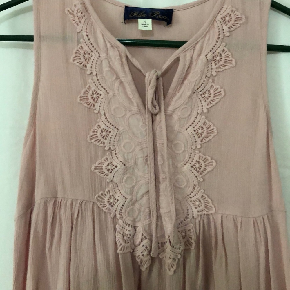 Blush top - Picture 2 of 2